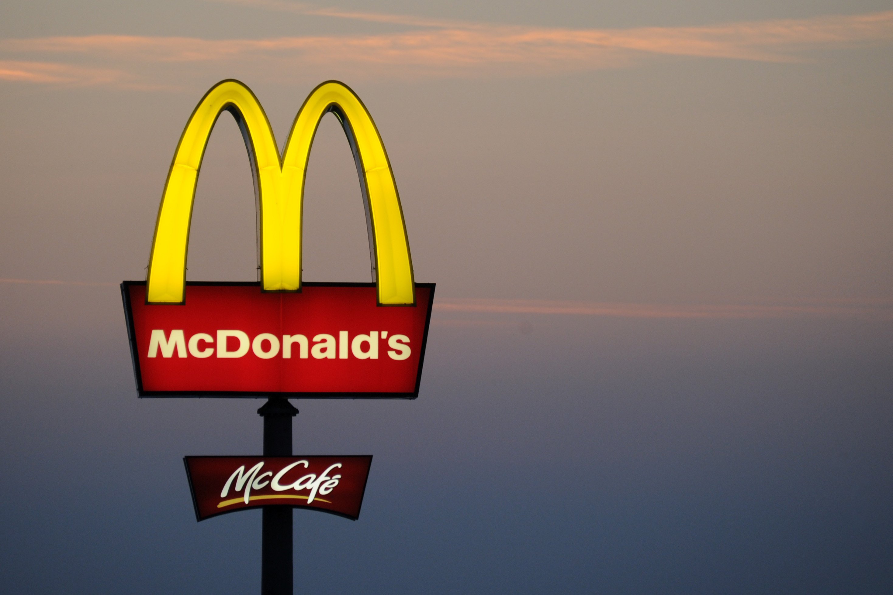 La guerra empuja a McDonald's a vender todo su negocio en Rusia