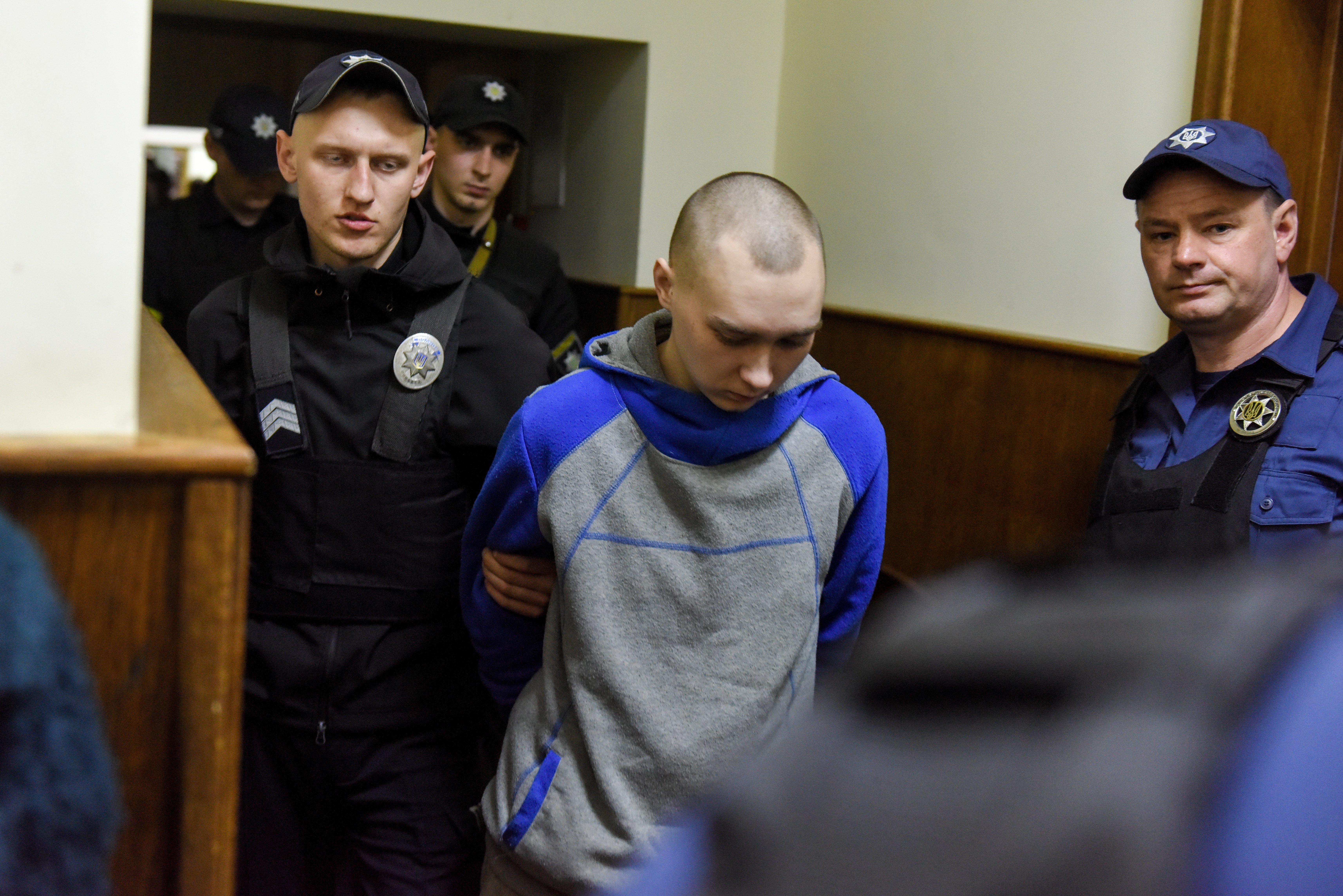 El primer ruso juzgado por crímenes de guerra se declara culpable de asesinar a un civil