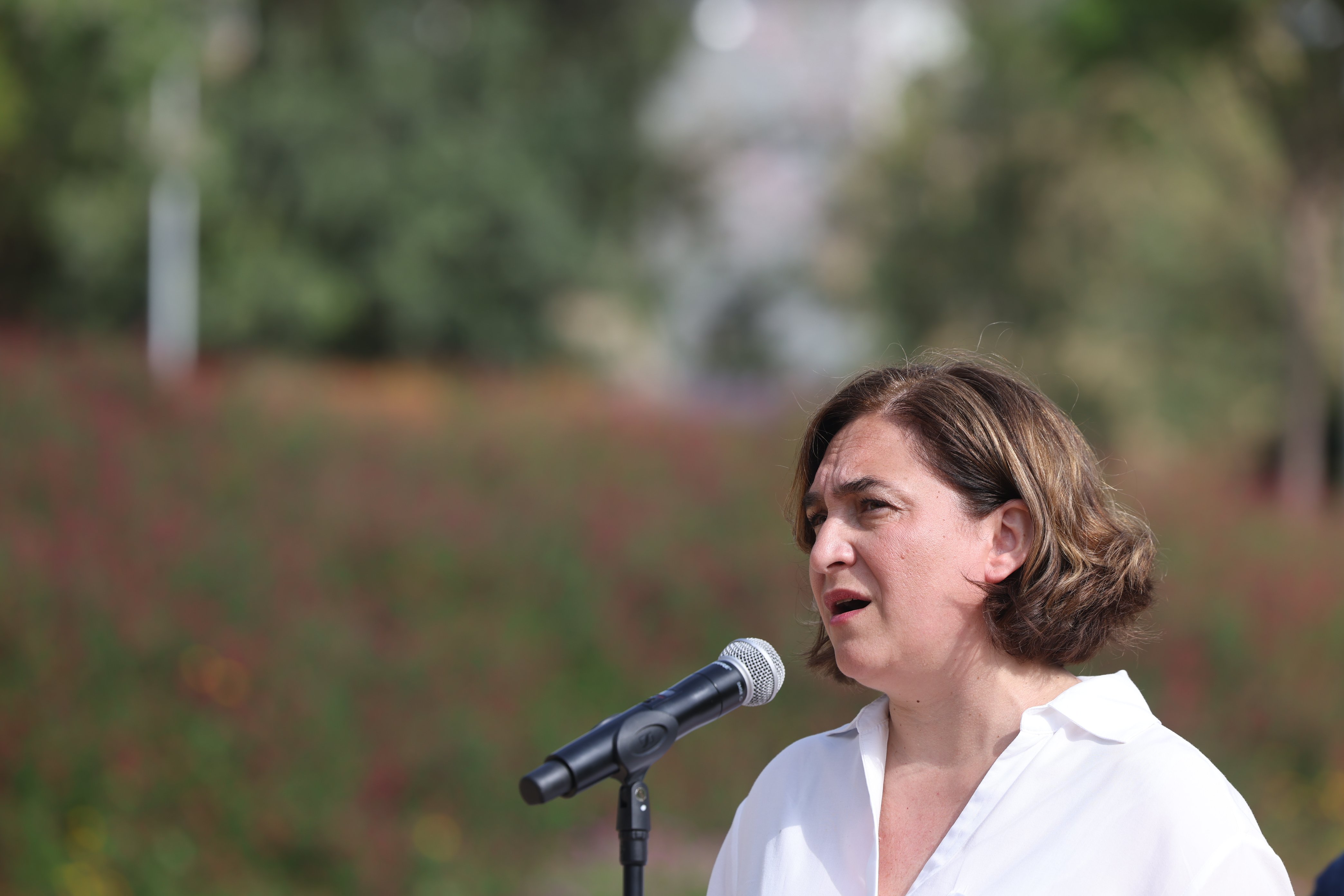 Ada Colau's decision to run for mayor again, "terrible news" for Barcelona