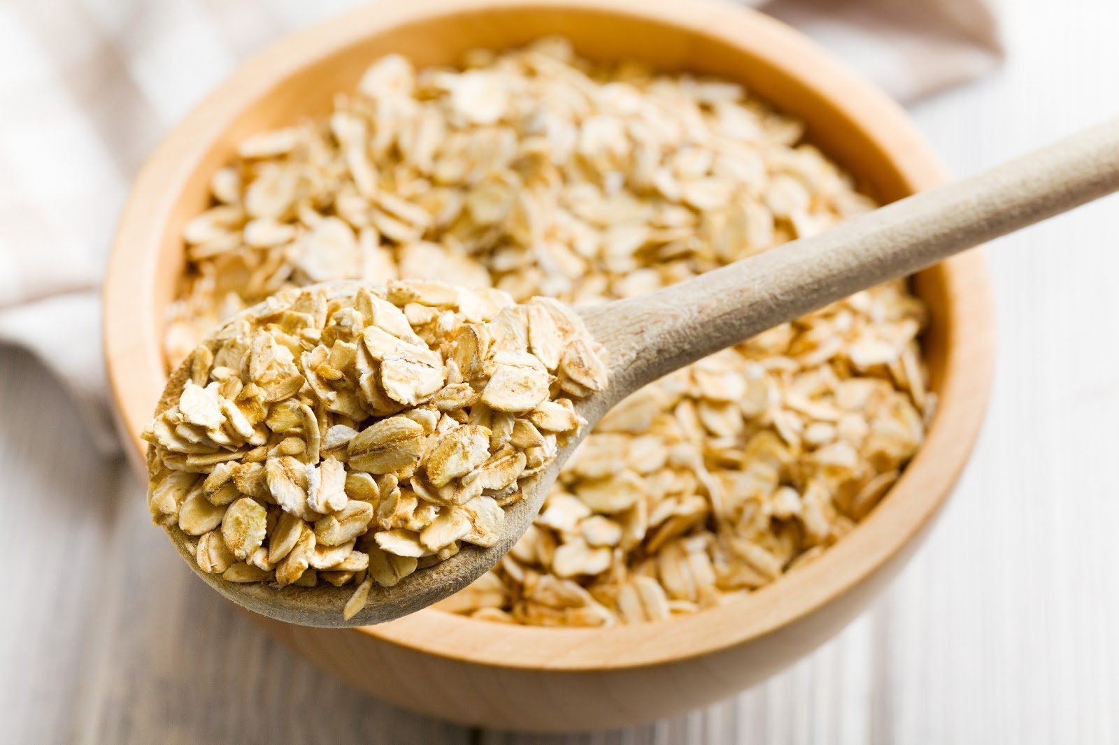 Comer avena para adelgazar, ¿cómo nos puede ayudar este cereal?