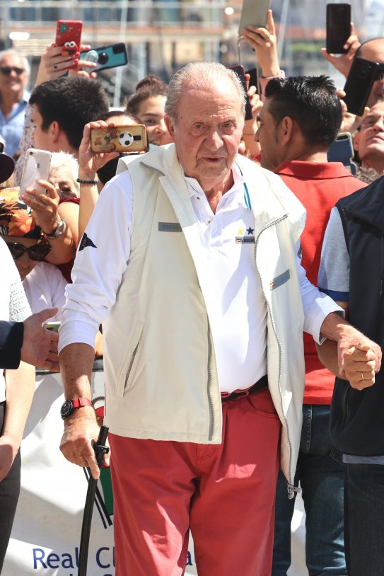 Juan Carlos en Sanxenxo bastón EuropaPress Juan Carlos en Sanxenxo bastón EuropaPress
