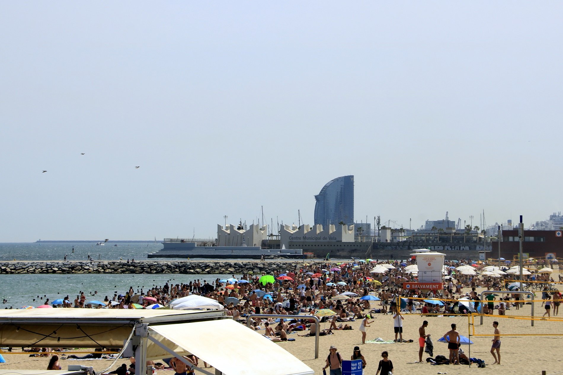 Temperaturas de canícula: entre 33º y 37ºC en el interior de Catalunya