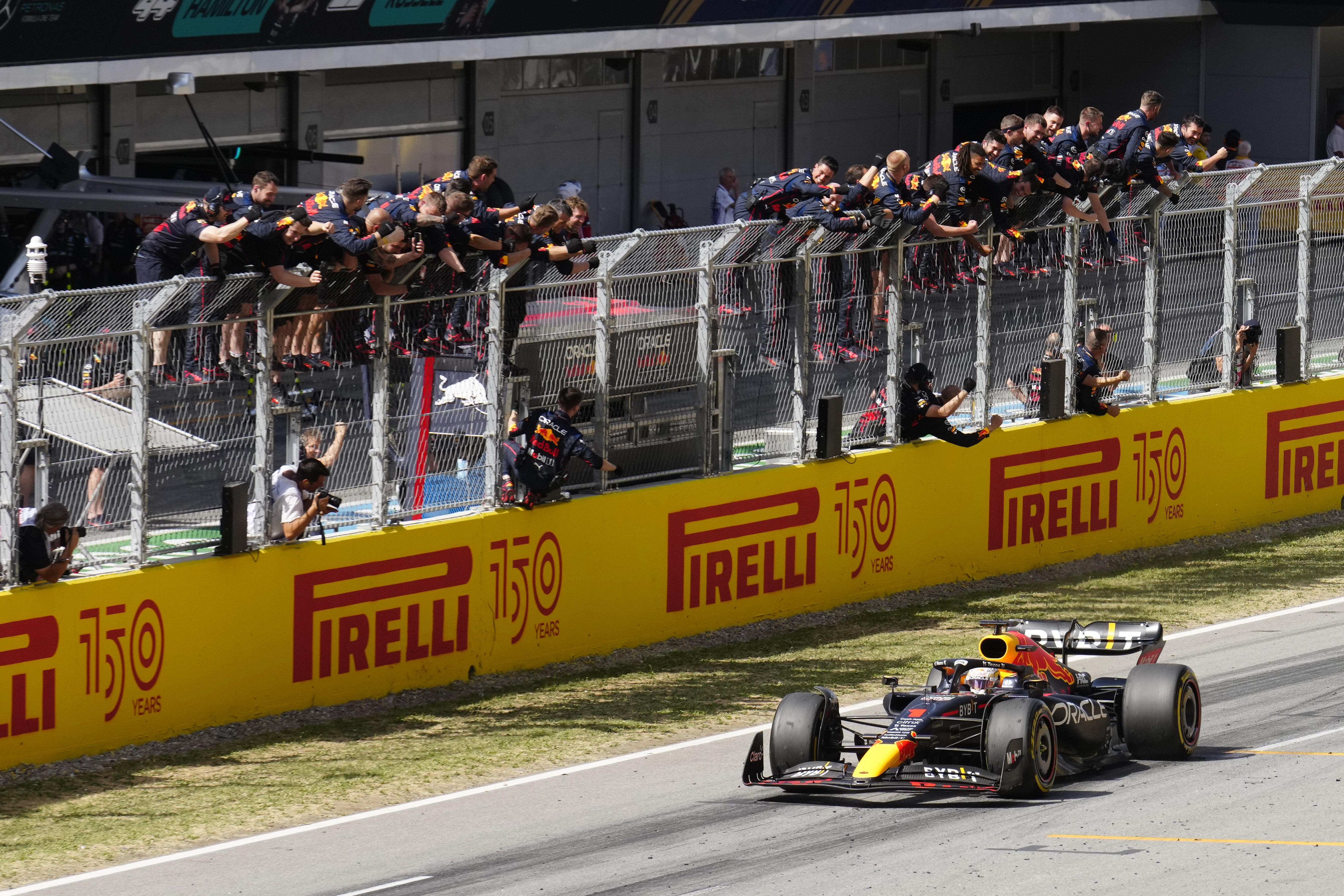 Max Verstappen se impone en el Circuit de Catalunya y es el nuevo líder del Mundial de Fórmula 1