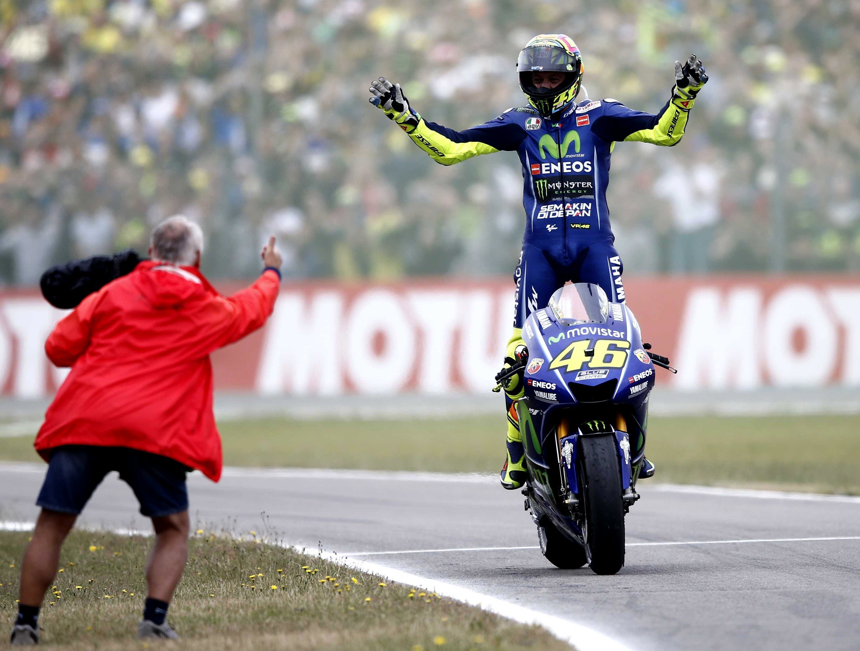 Rossi se reconcilia con la victoria en Assen