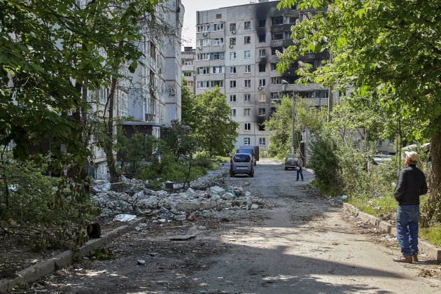 kharkiv guerra rusia ucrania vida ciudad destrozada ruinas (4)