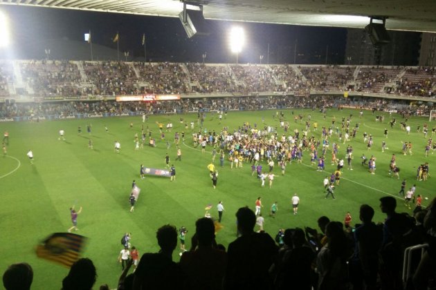 Miniestadio Barça Racing invasión campo