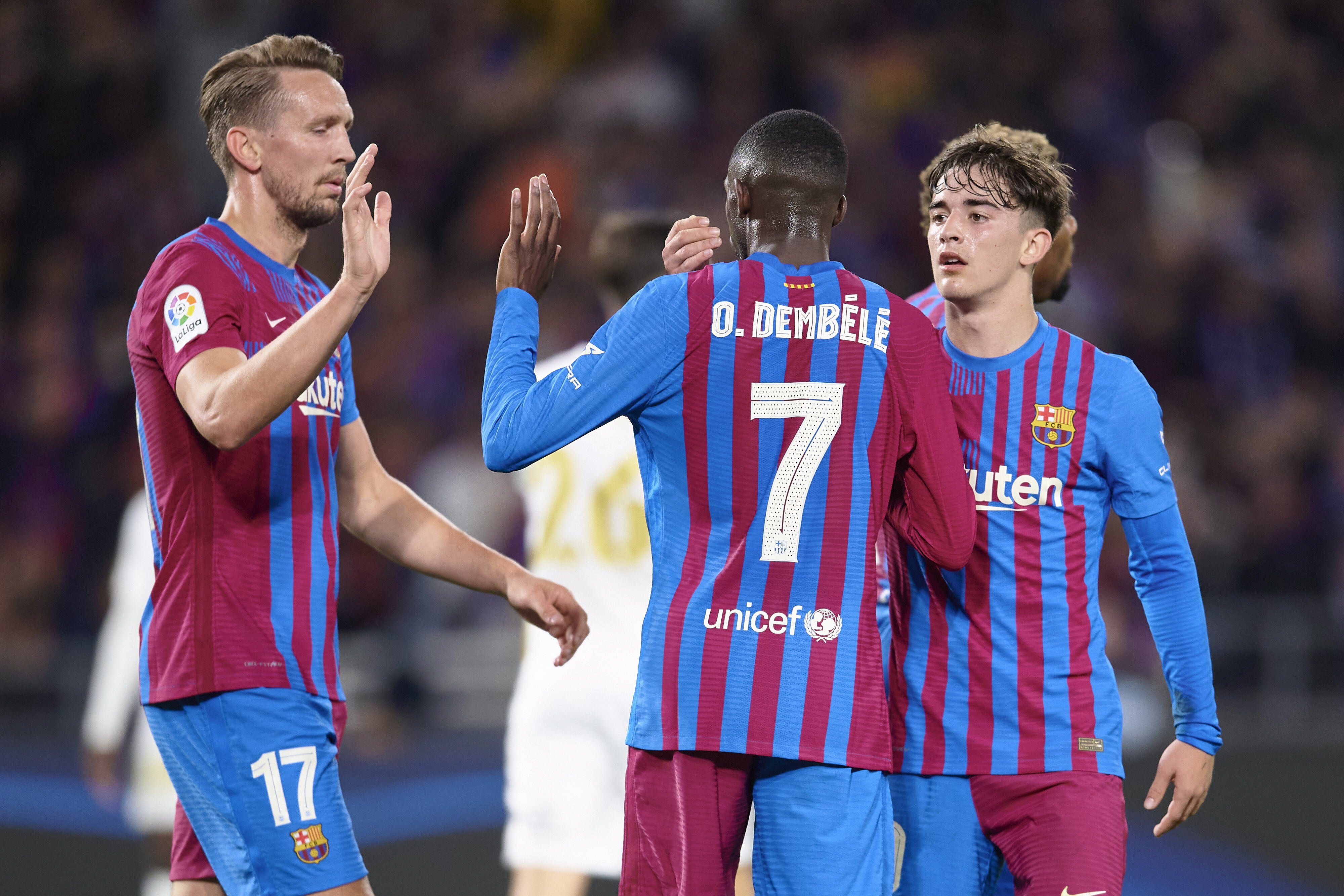 El Barça acaba la temporada con una sufrida victoria en Sídney (2-3)