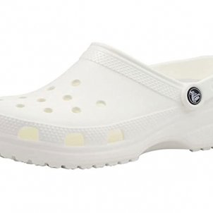 Los Crocs más vendidos en Amazon están en 30 colores y con una rebaja ahora  del 15%