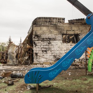 parque infantil guerra rusia ucrania kyiv efe