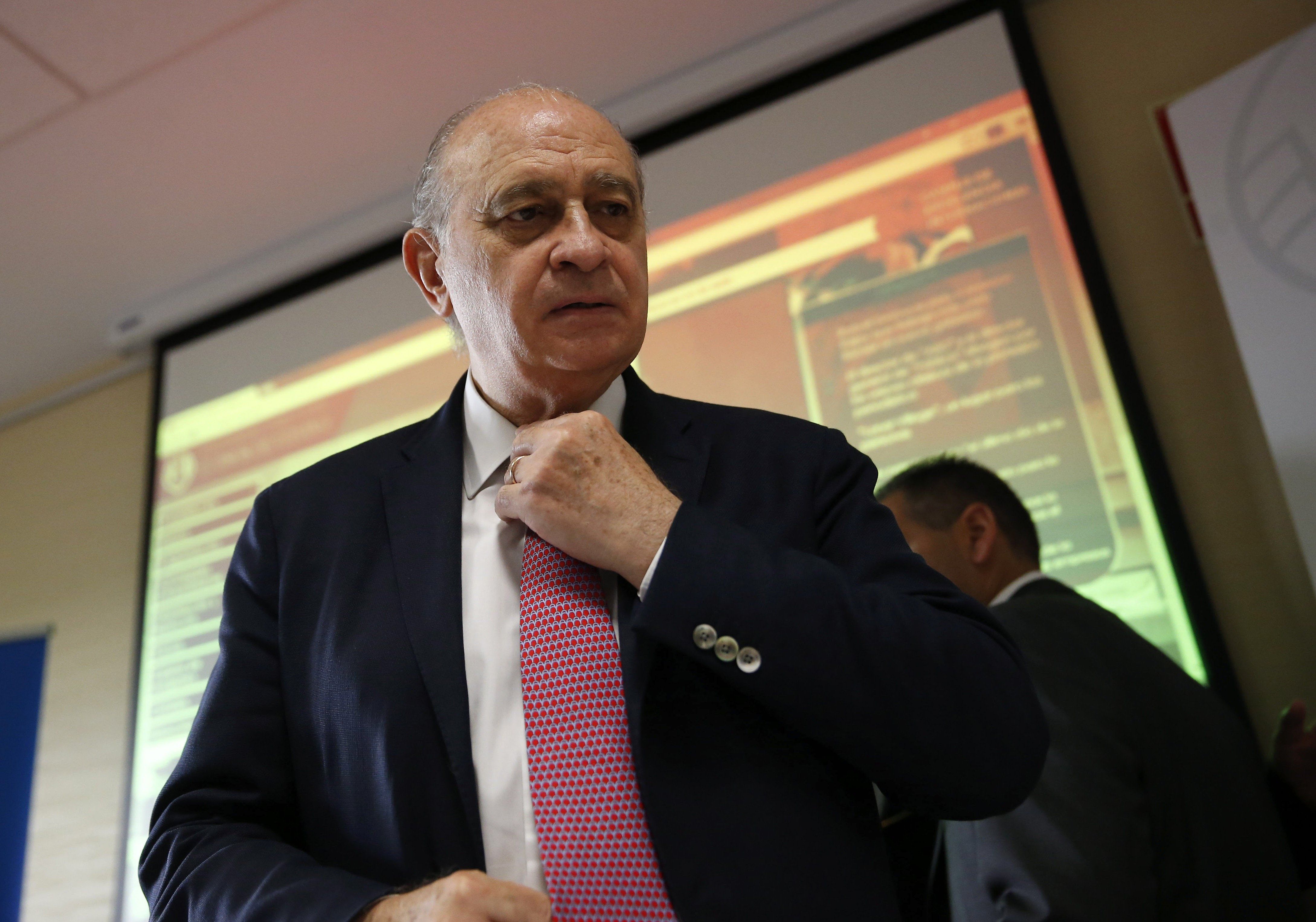 El Congreso aprueba una comisión de investigación contra el ministro Jorge Fernández