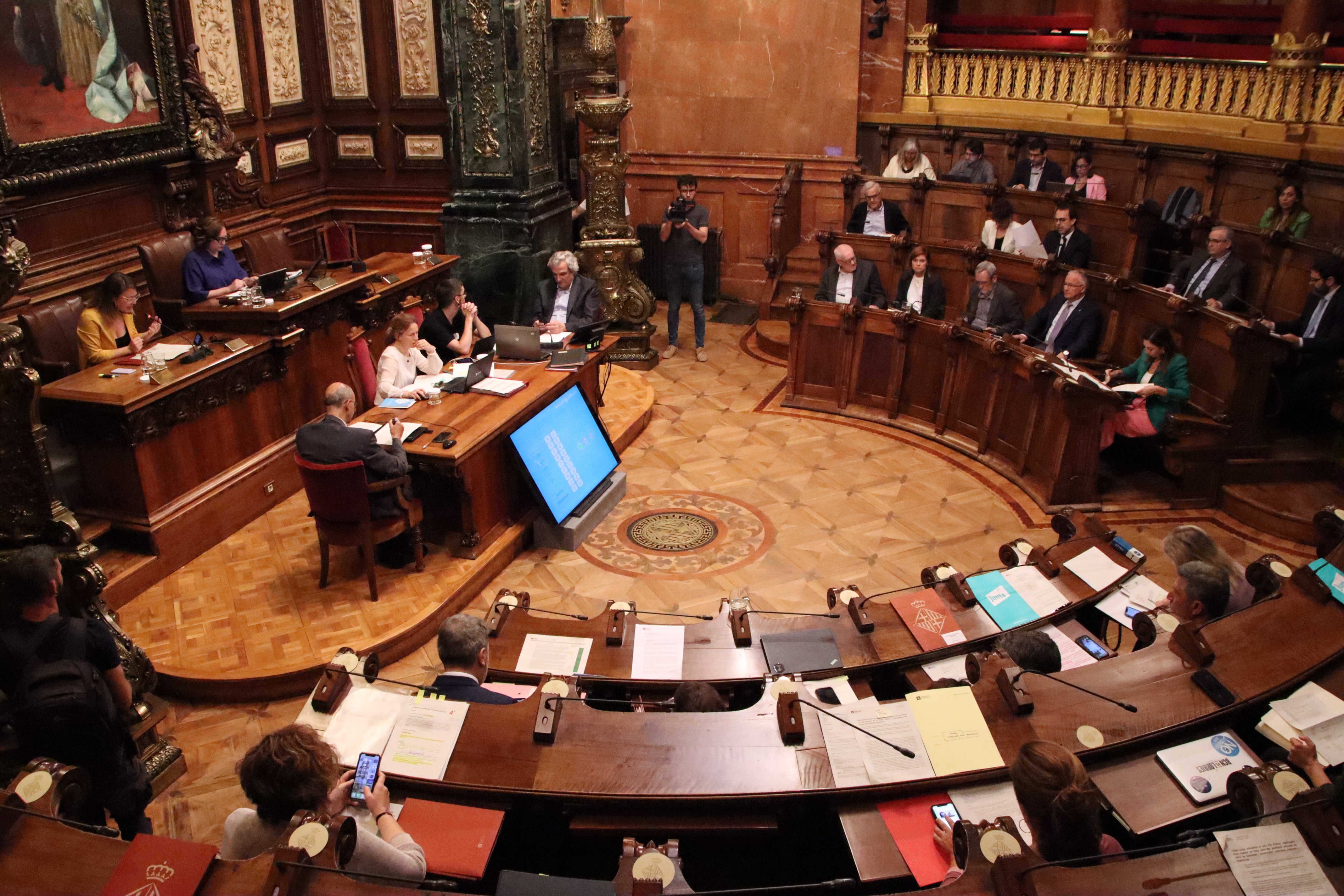 Luz verde en el nuevo reglamento de participación ciudadana de Barcelona