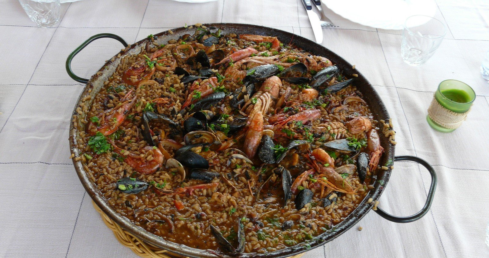 paella marisc al foc llenya pas18