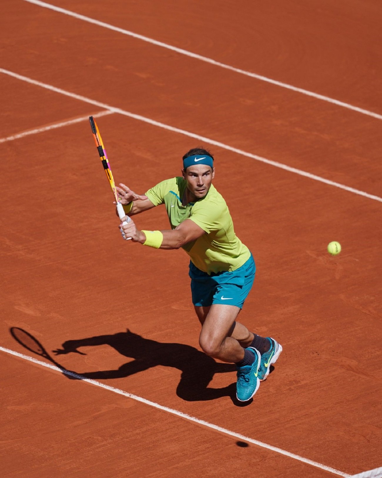 Nadal y Djokovic, a octavos de Roland Garros por la vía rápida
