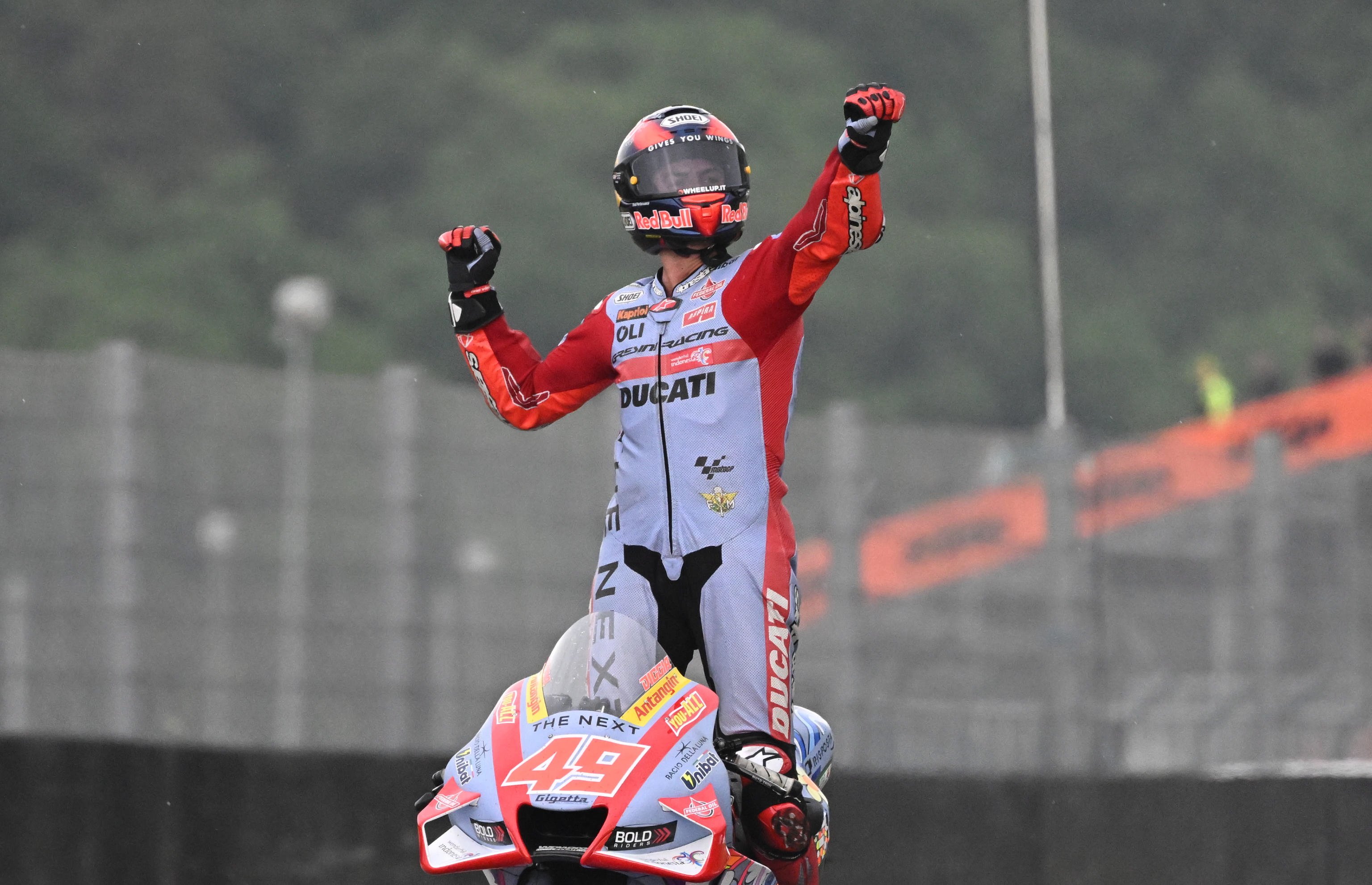 Nuevo drama de Marc Márquez y 'pole' del italiano Fabio Di Giannantonio en Mugello