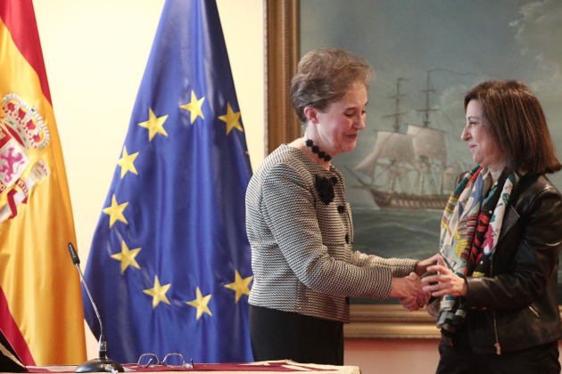 paz esteban margarita robles coge posesión directora CNI europa press paz esteban margarita robles coge posesión directora CNI europa press
