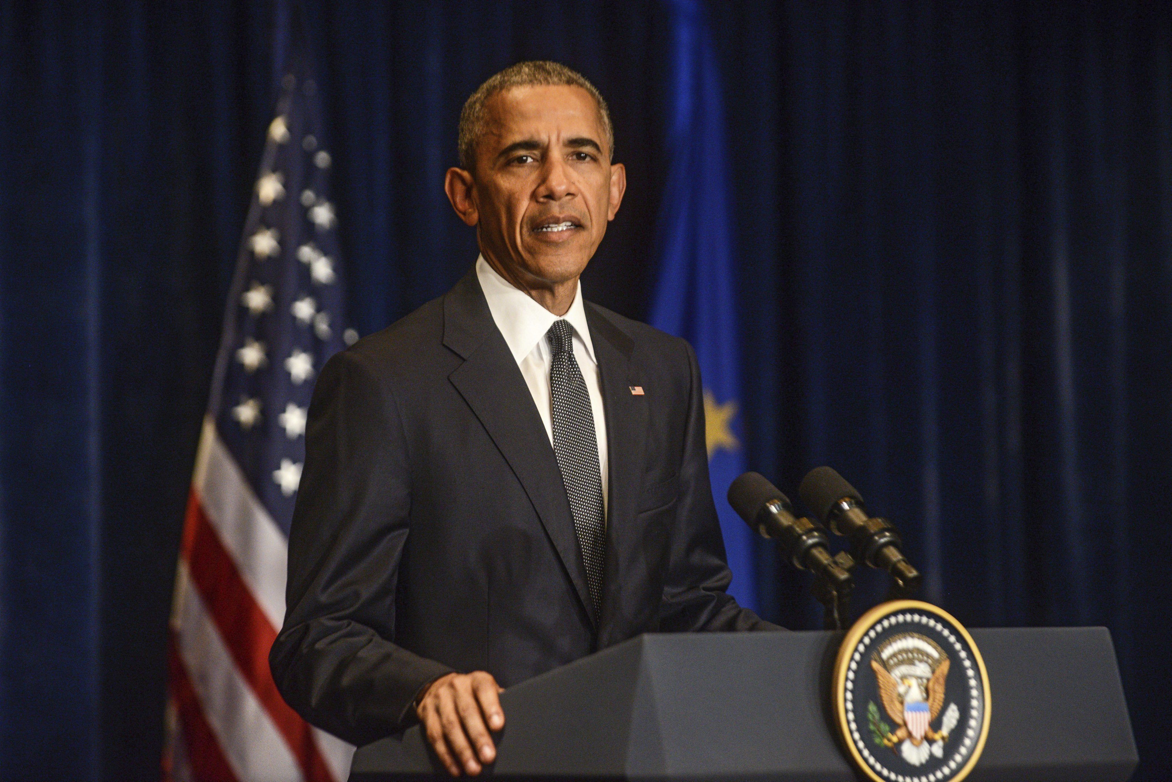 Obama condena el "calculado ataque" y dice que se hará justicia