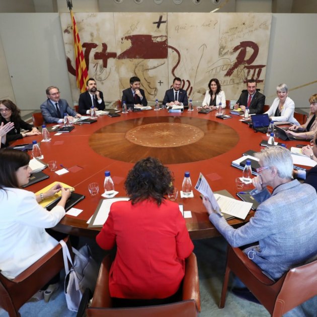 Vista general reunión del consell executiu, mesa redonda  - Foto: ACN / Jordi Bedmar