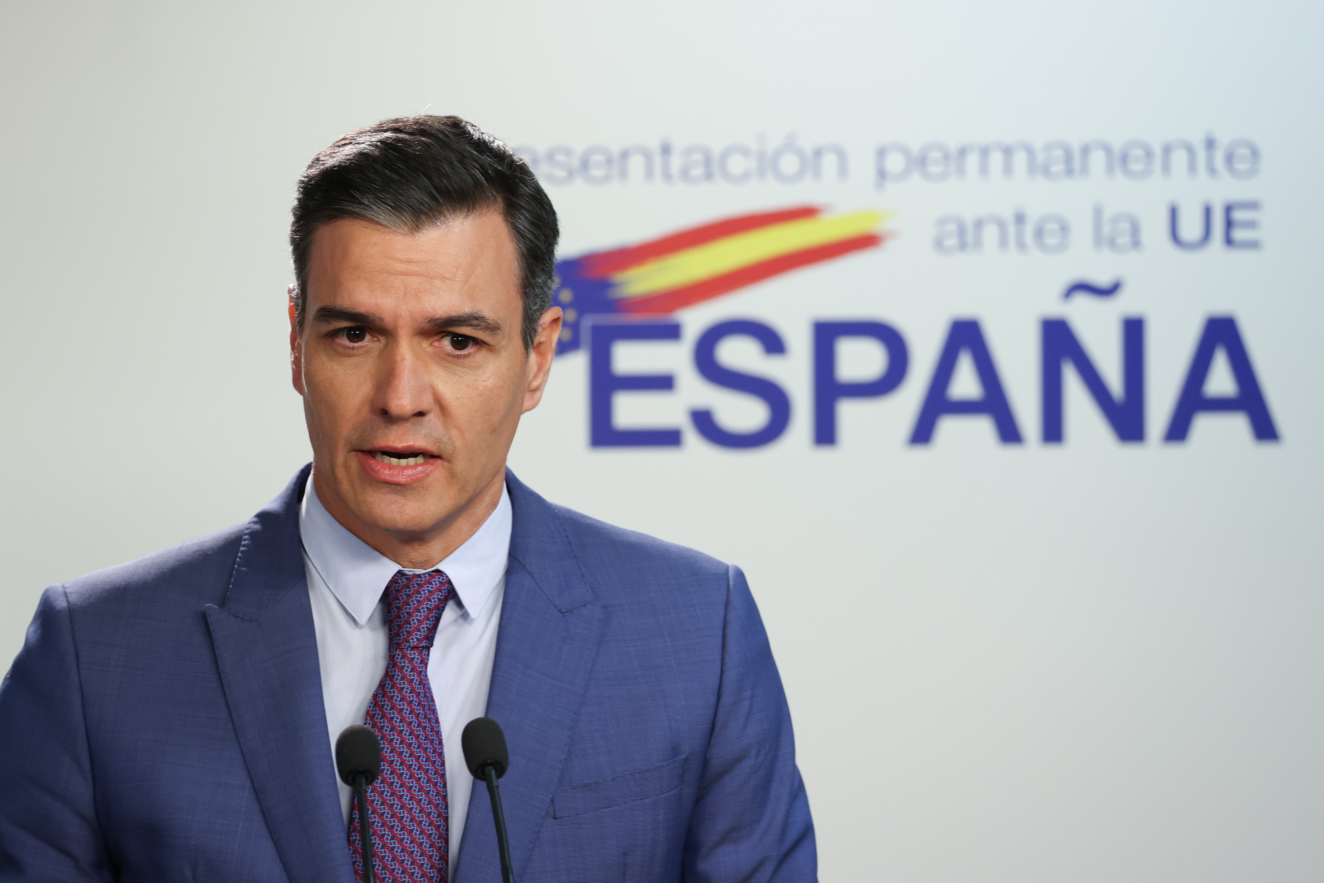 Sánchez s'obre a prorrogar els descomptes a l'electricitat i la gasolina