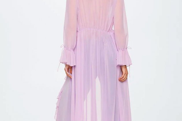 Vestido fluido con volantes