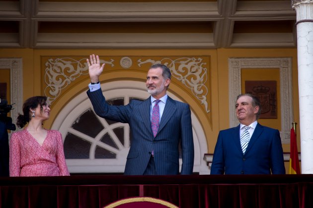 Felipe con Ayuso en los toros Europa Press