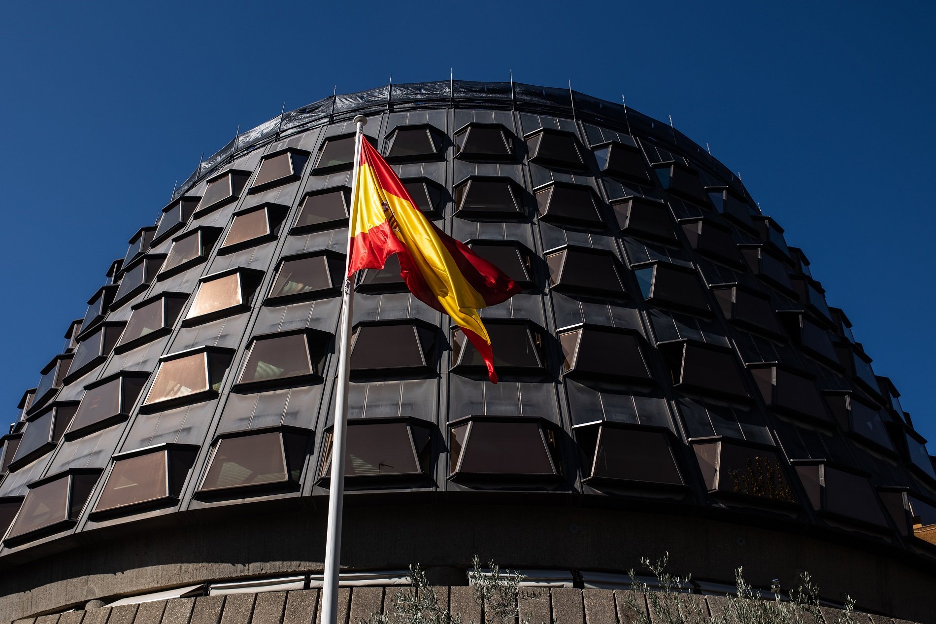 El TC admite a trámite los recursos contra la ley catalana que elimina el 25% de castellano