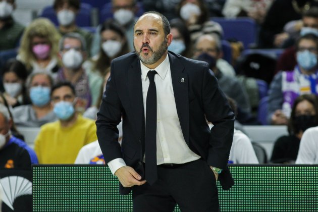 Chus Mateo entrenador assistent Reial Madrid bàsquet Europa Press