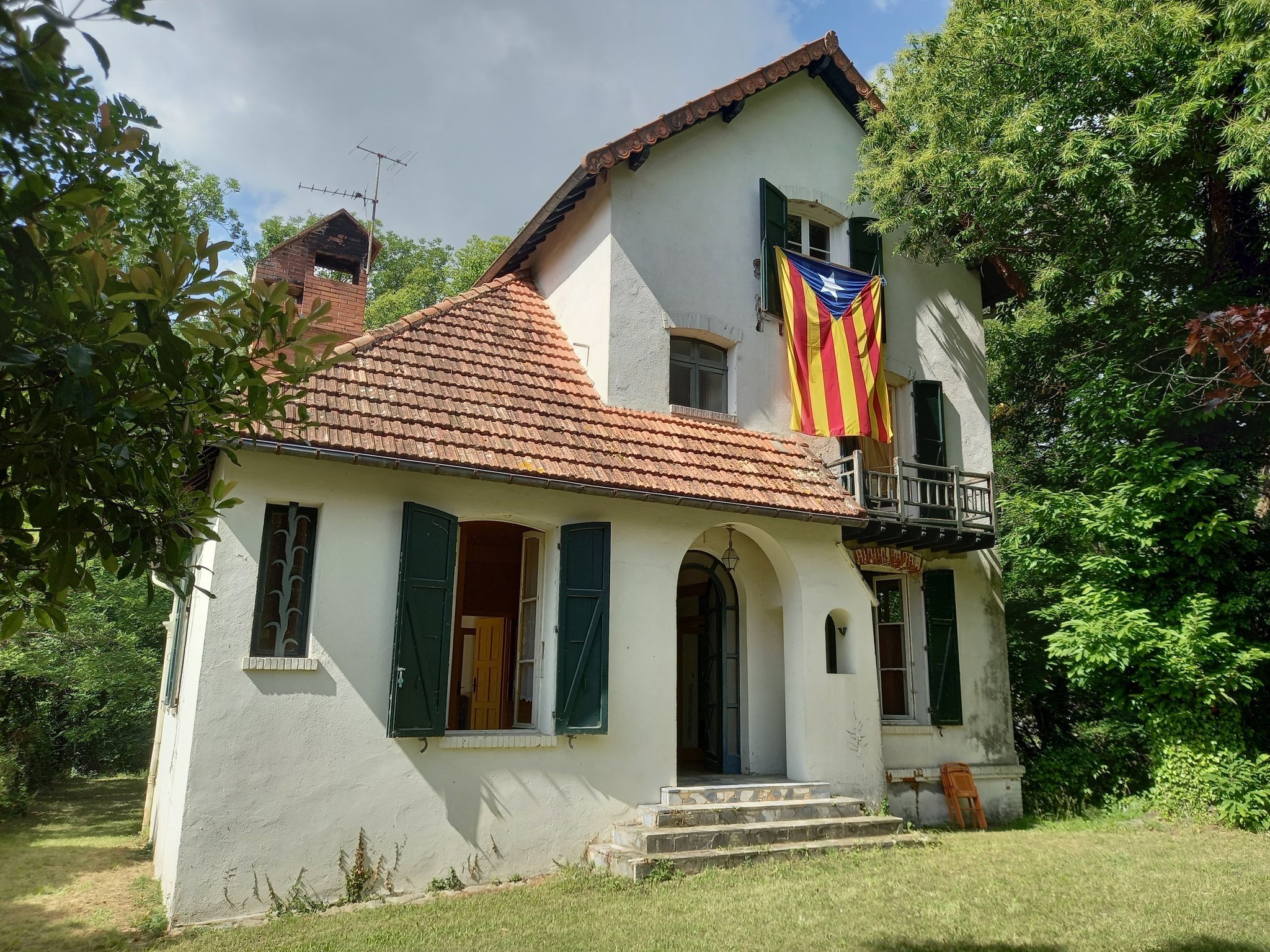 Forcadell y Puig impulsan la recuperación de la casa Macià en Prats de Molló
