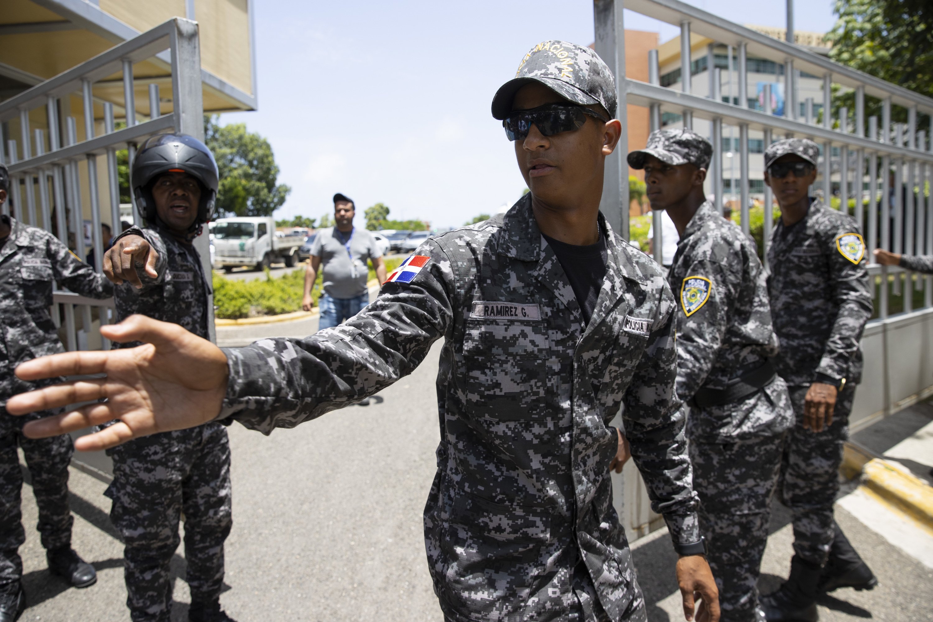 Policia sede Ministerio de Medi Ambiente Republica Dominicana, asesinato ministro Jorge Mera Efe Policia sede Ministerio de Medi Ambiente Republica Dominicana, asesinato ministro Jorge Mera Efe
