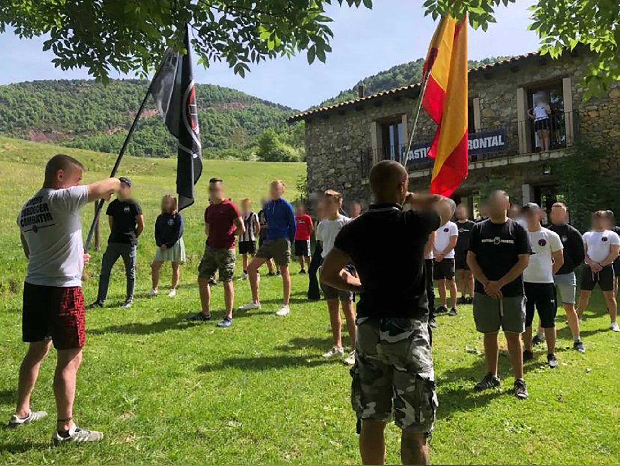 Bastión Frontal desembarca a Catalunya amb Barcelona com a objectiu