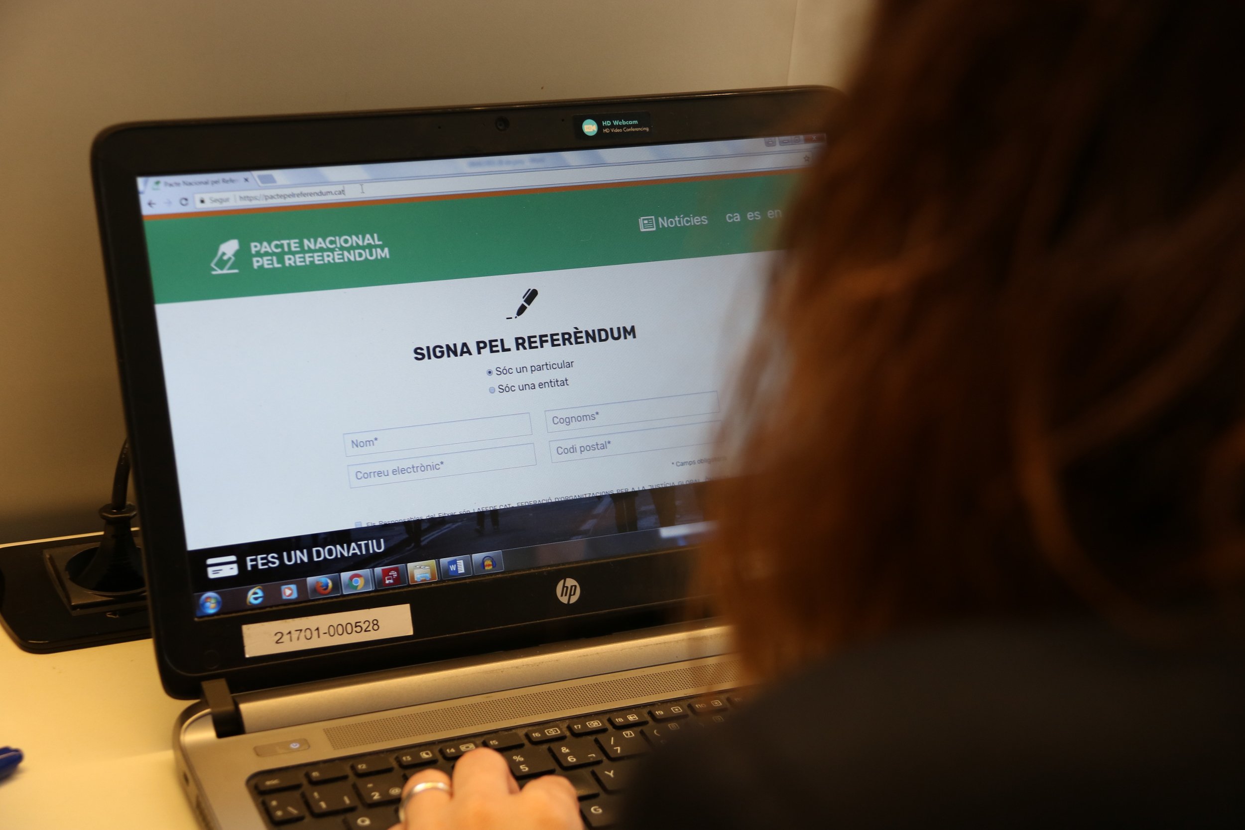 El Govern pide a la UE que actúe por las webs del referéndum