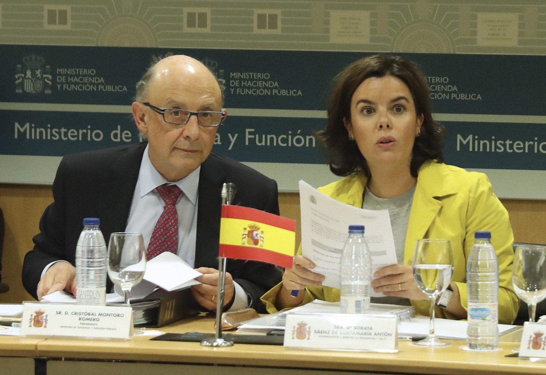 Montoro indigna Catalunya i les comunitats del PSOE amb el dèficit del 0,3