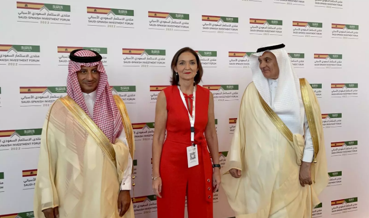 Reyes Maroto ve potencial para el incremento de empresas españolas en Arabia Saudí