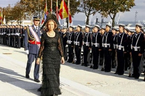 sofia entrega de bandera