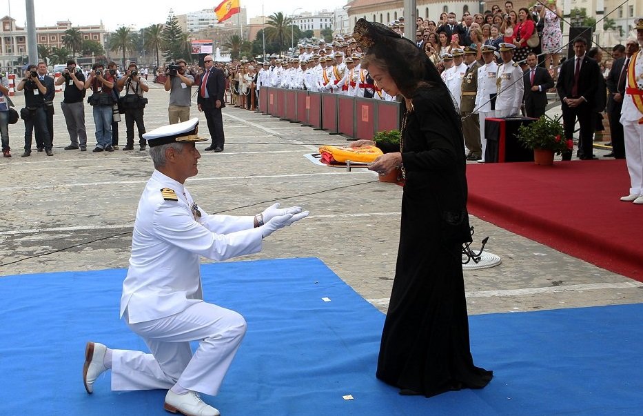 sofia entrega de bandera2