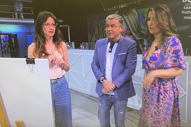 Jorge Javier Vázquez y Laura Fa con retratista novia Piqué Telecinco
