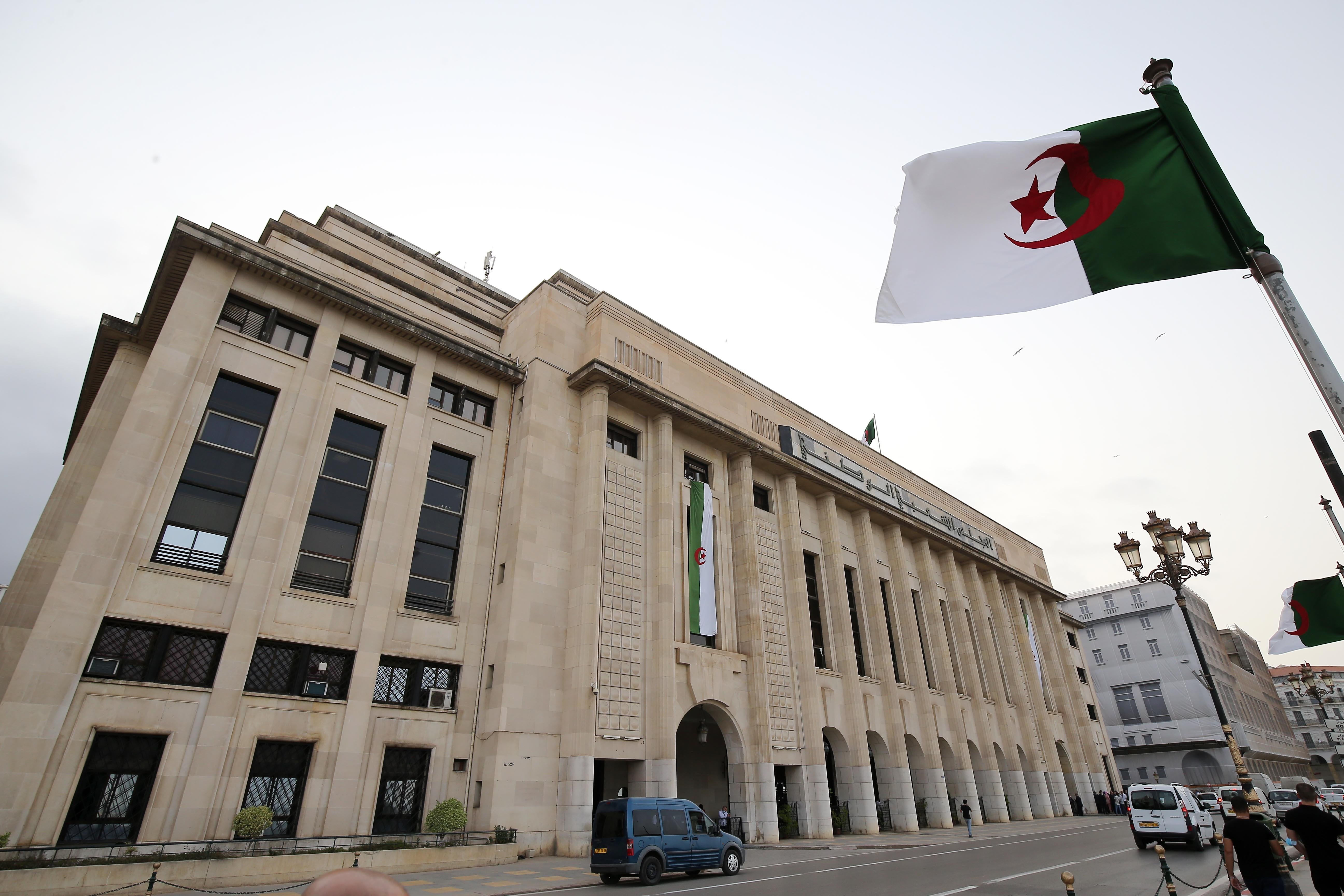 Argelia boicotea los productos españoles, la represalia por el Sáhara