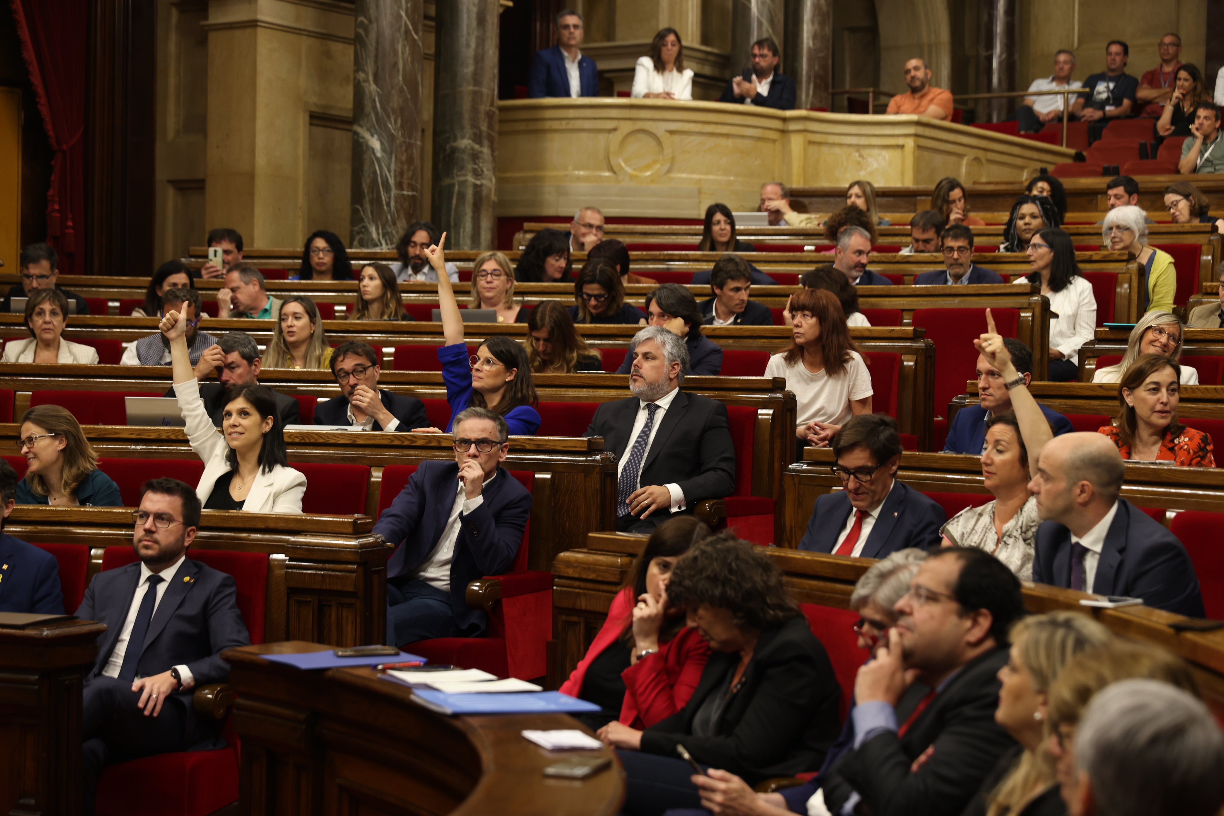 El Parlament dona suport al segon referèndum d'Escòcia amb els vots d'ERC, Junts, CUP i comuns