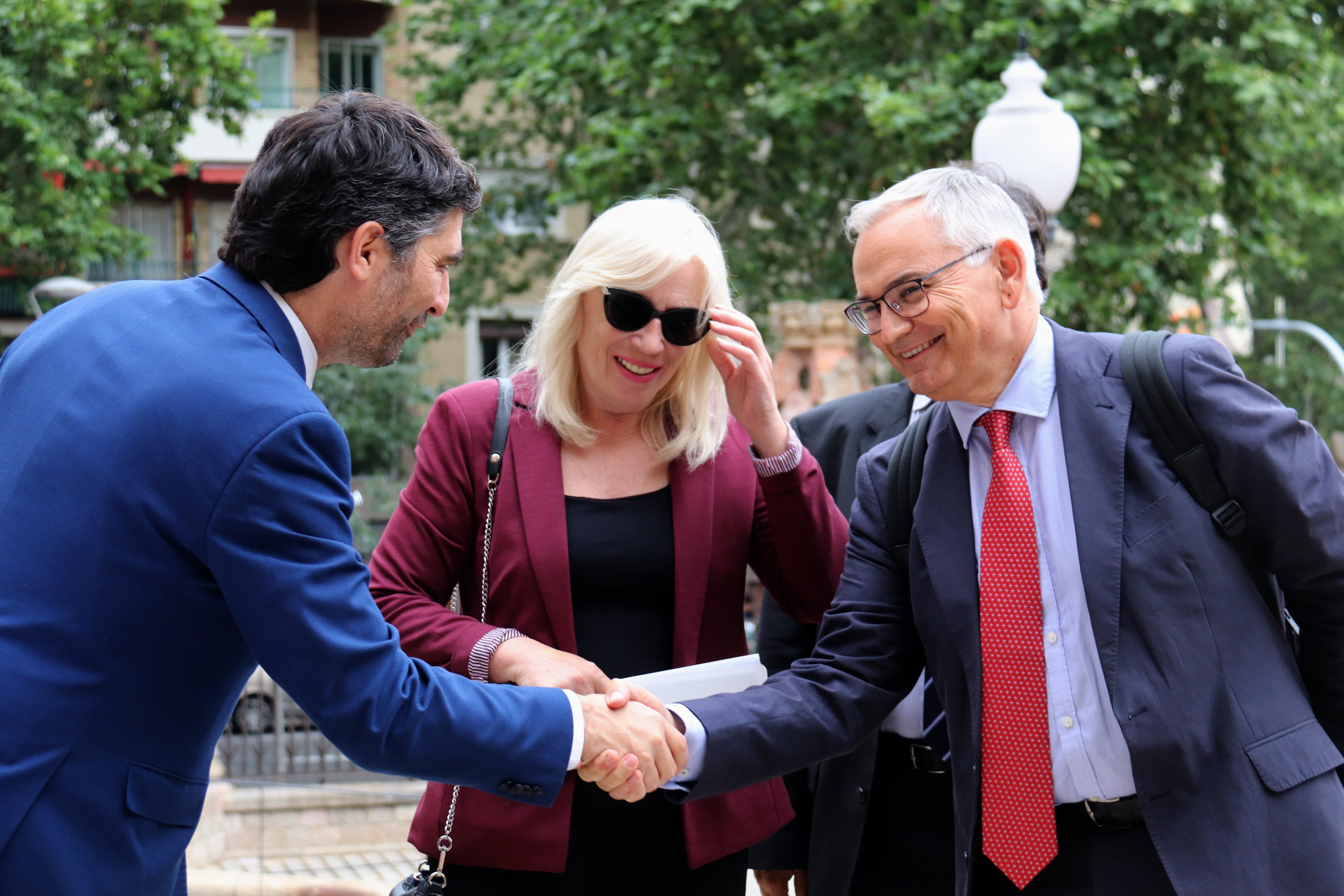 Govern y Comisión Europea regañan a España por el corredor mediterráneo