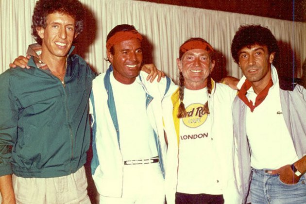 FOTO JULIO IGLESIAS 2 FOTO JULIO IGLESIAS 2