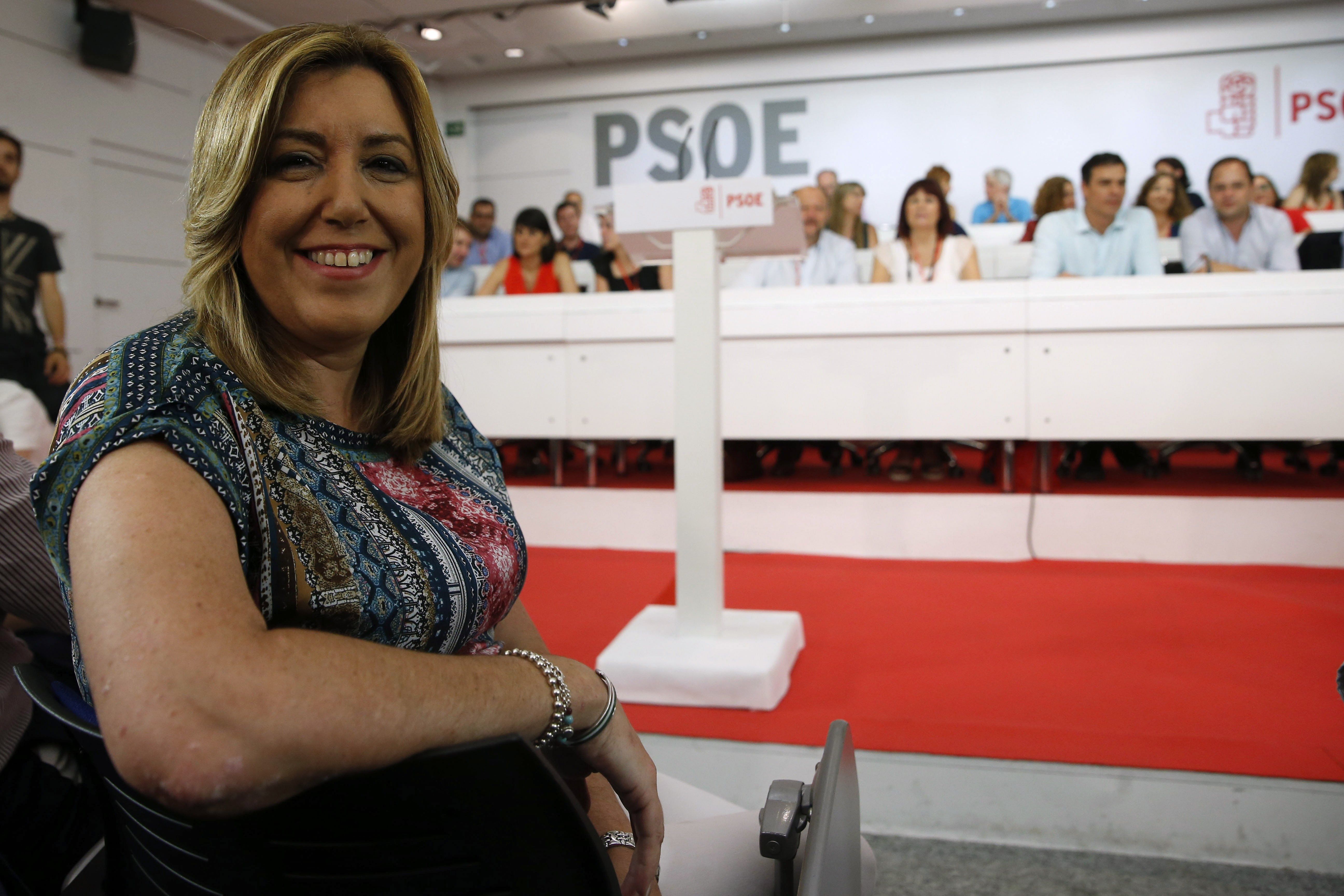 Susana Díaz carrega contra el projecte "difuminat" del PSOE