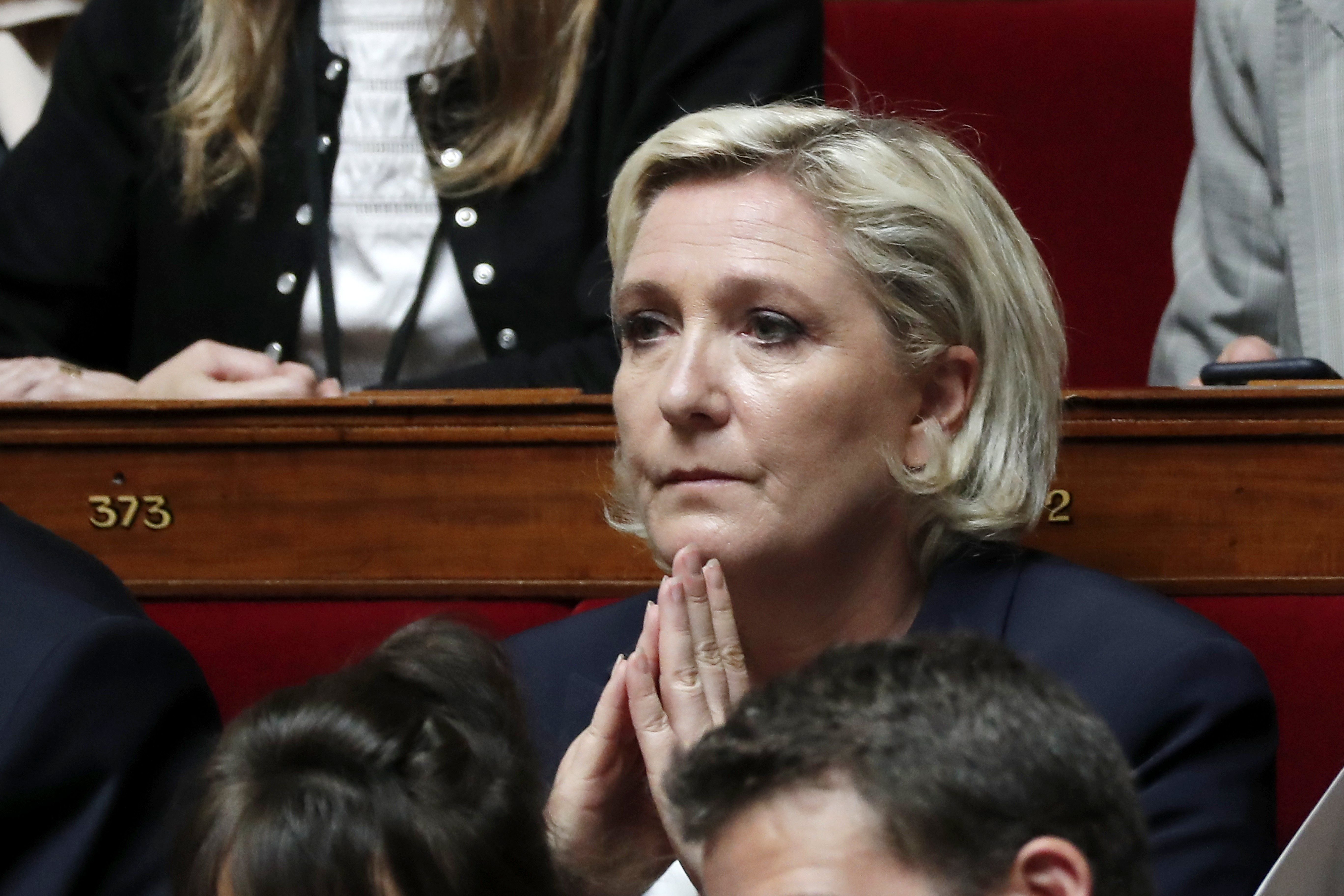 La Fiscalía francesa imputa a Marine Le Pen por fraude
