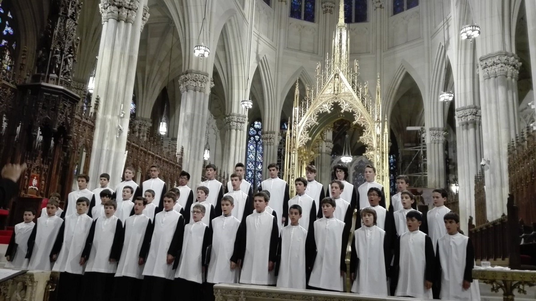 La Escolanía de Montserrat lleva el "Cant dels ocells" a la catedral de Nueva York