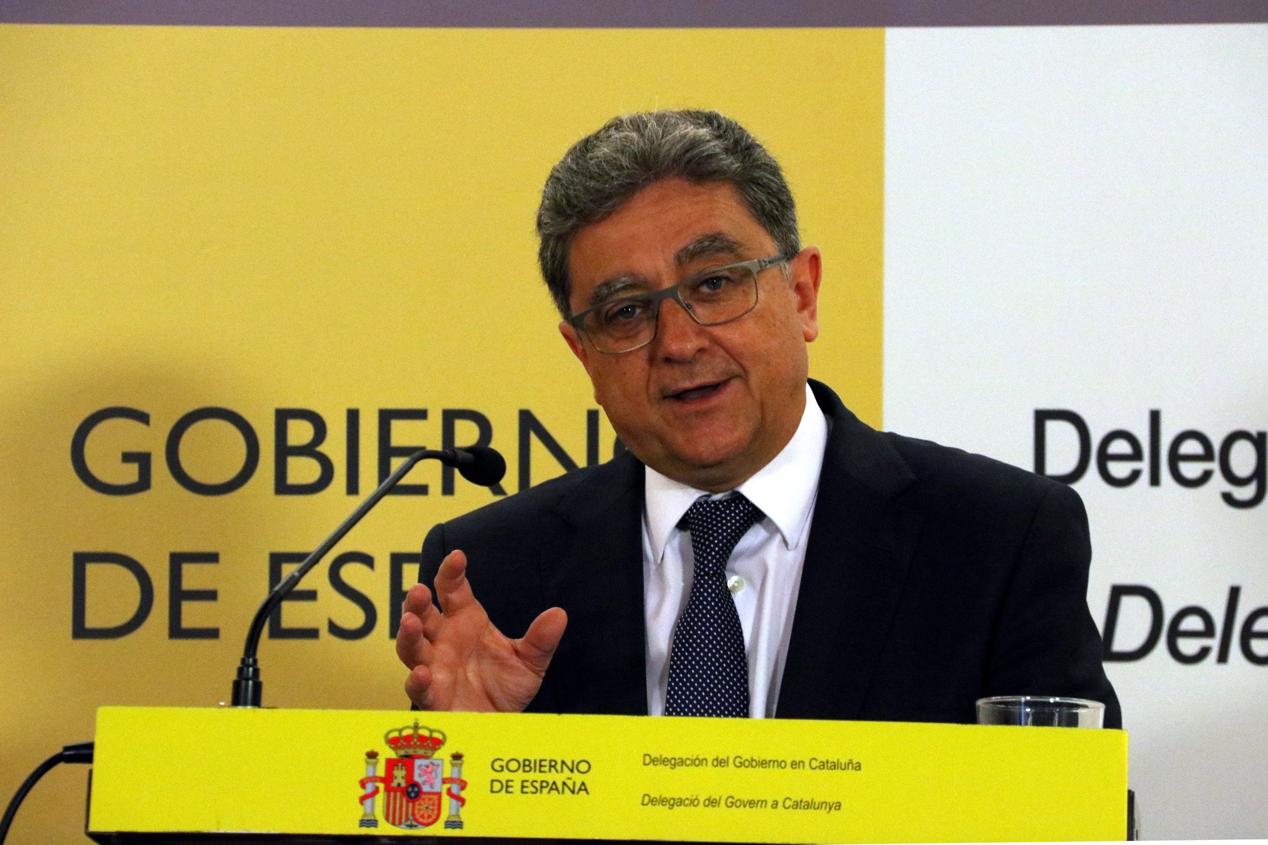 Millo acusa a Puigdemont de querer "romper el Estado de derecho"