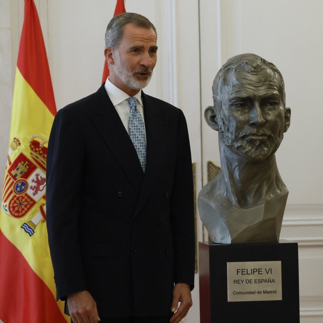 Felipe y su estatua EFE