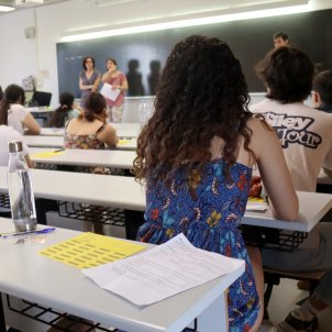Alumnos selectividad prueba acceso universidad Tarragona examen Campus Catalunya URV profesoras explican / Foto: ACN