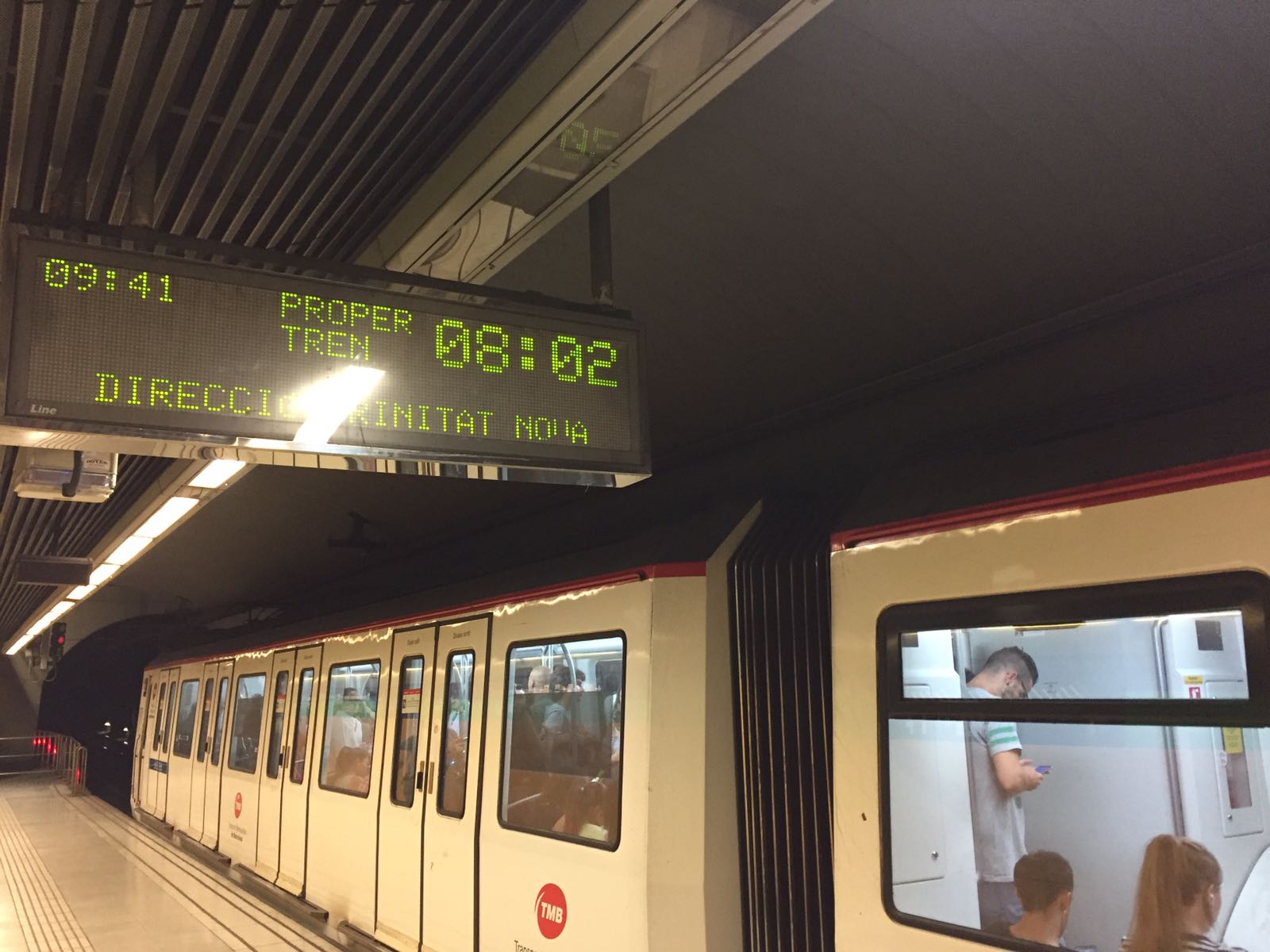 Restablecida la circulación entre las estaciones de Diagonal y Lesseps del Metro