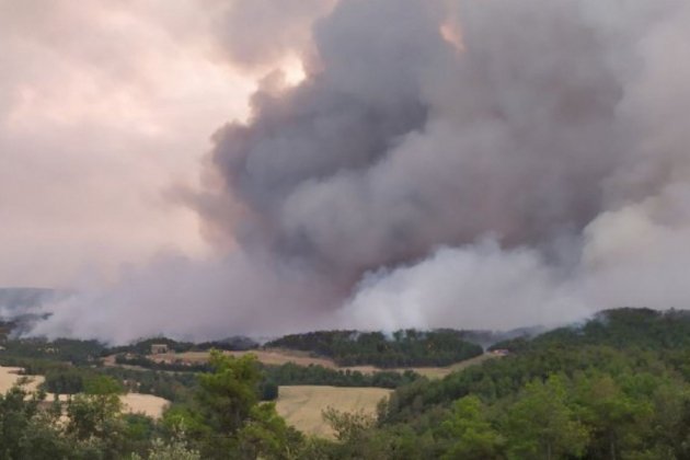 Incendio Castellar de la Ribera (Solsonès) / Agents Rurals Incendio Castellar de la Ribera (Solsonès) / Agents Rurals