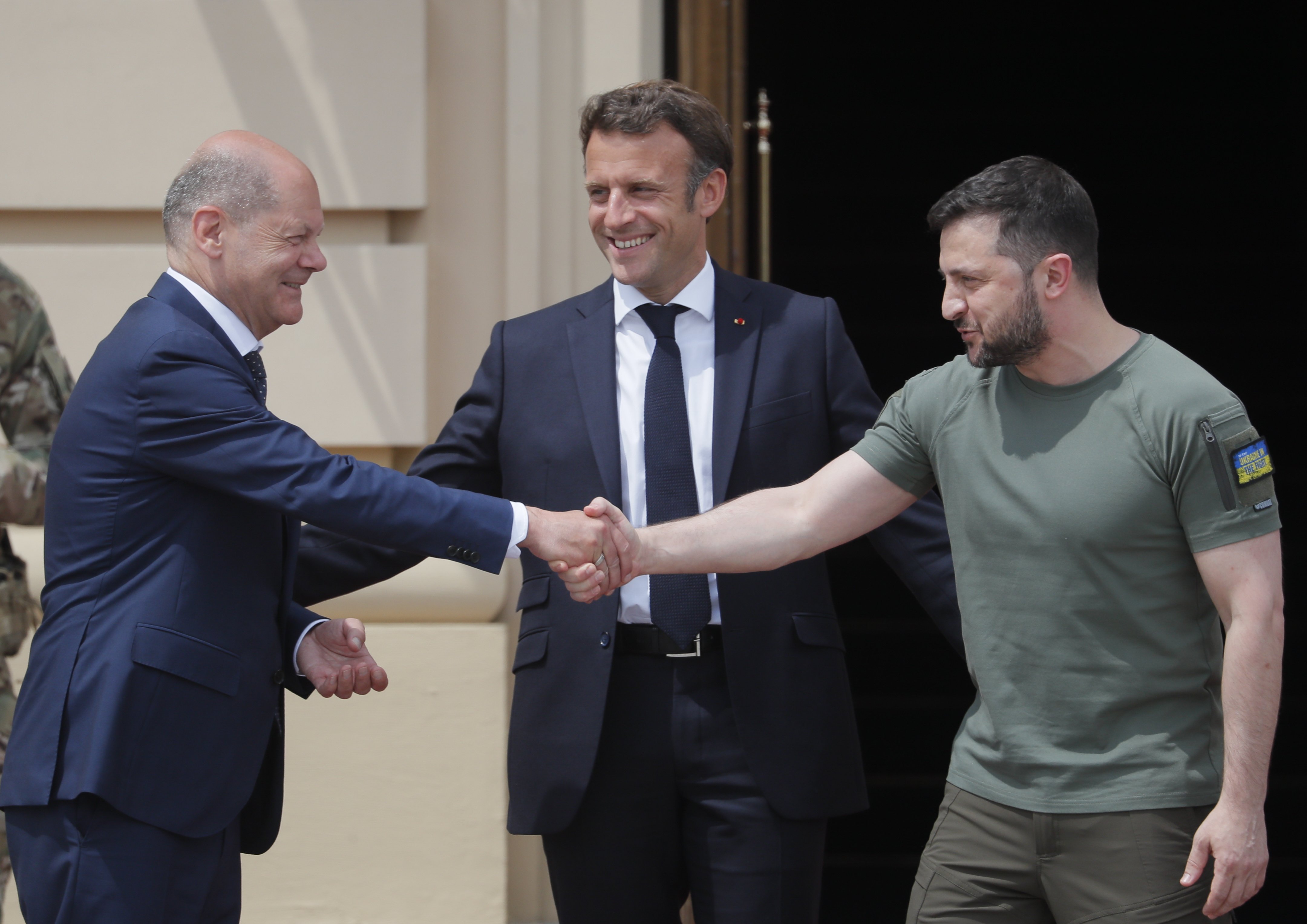 Macron, Scholz y Draghi visitan Kyiv e Irpín: promesas y mensajes de apoyo
