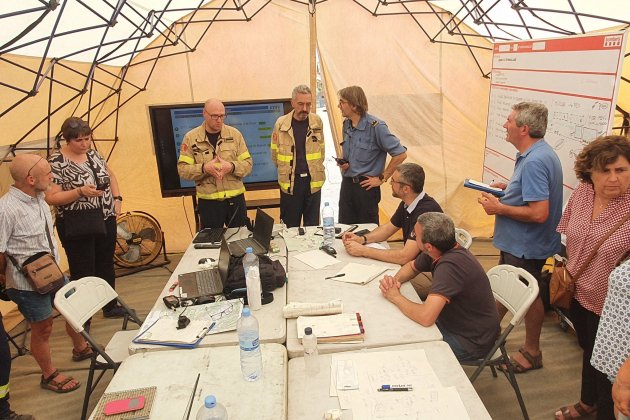 Delegacio Gobierno Lleida Bomberos Incendio Forestal Baldomar Delegacio Gobierno Lleida Bomberos Incendio Forestal Baldomar
