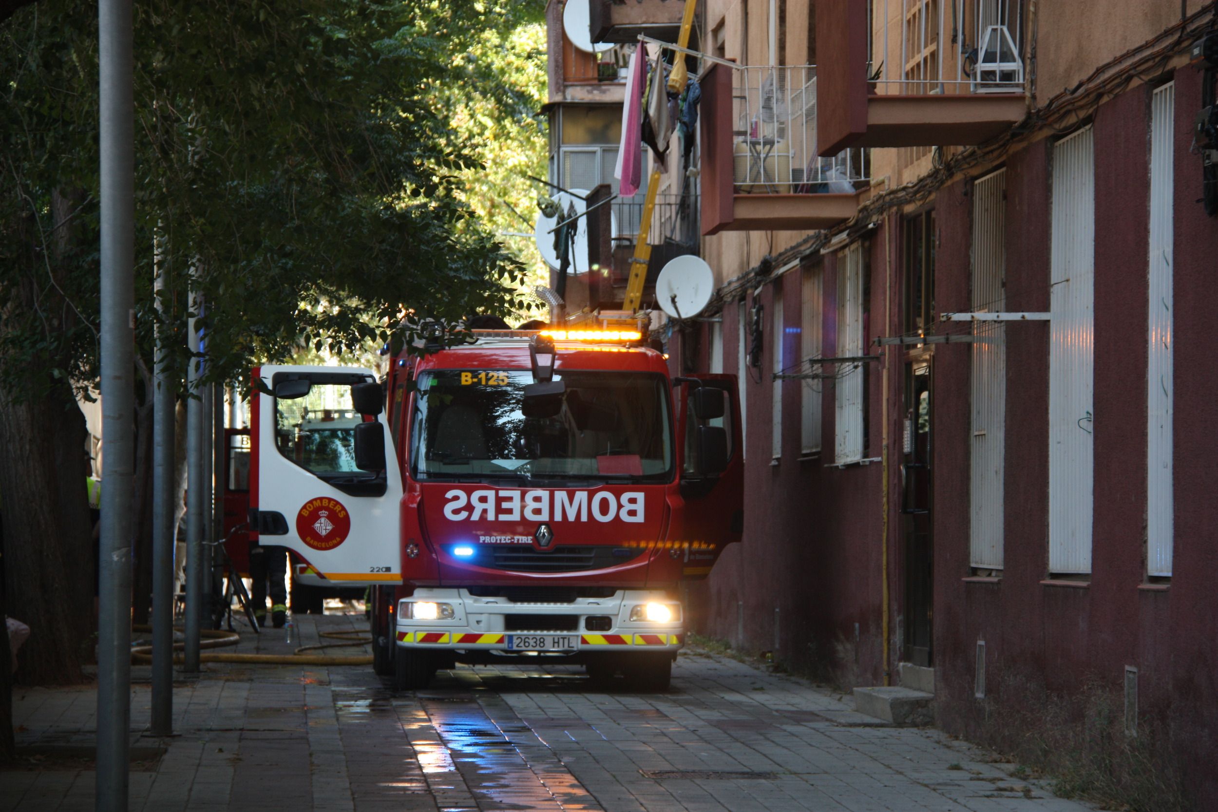 Dos germans de 4 i 6 anys,  morts en un incendi a Barcelona